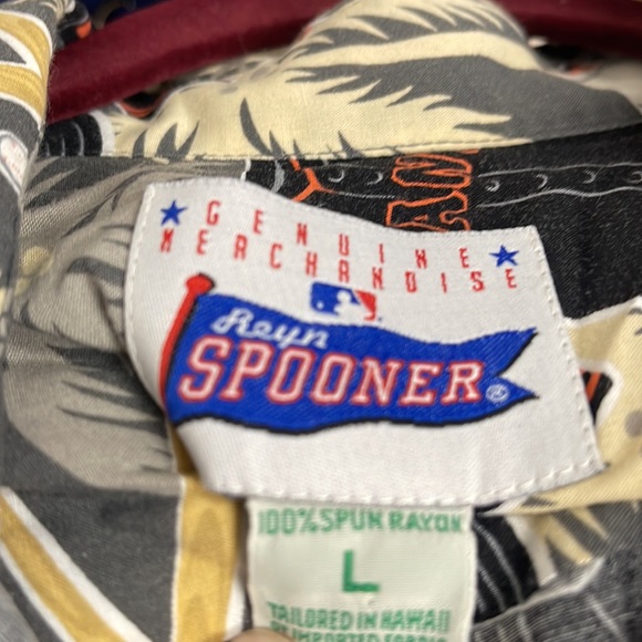 Giants button down shirt sleeves shirt, size large - Picture 3 of 3